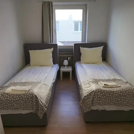 Zentrale City Apartments - Optimal Fuer Kurz- Oder Langzeitaufenthalte Neumünster Exterior foto