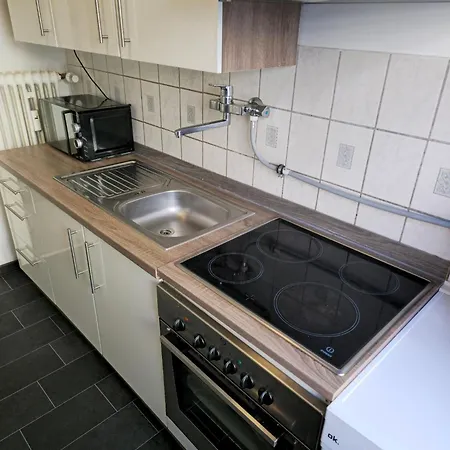 Zentrale City Apartments - Optimal Fuer Kurz- Oder Langzeitaufenthalte Neumünster Exterior foto