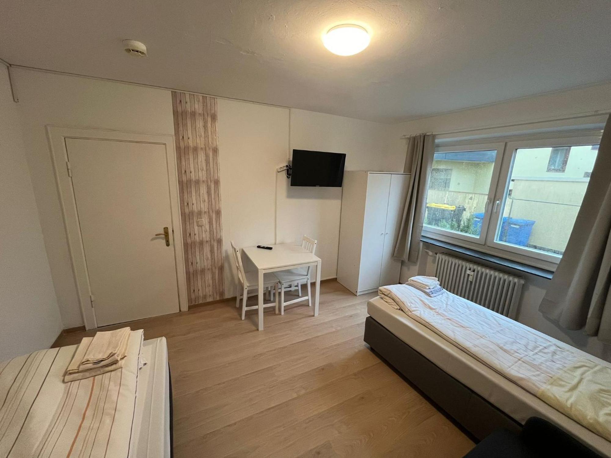 Zentrale - Optimal Fuer Kurz- Oder Langzeitaufenthalte Apartament