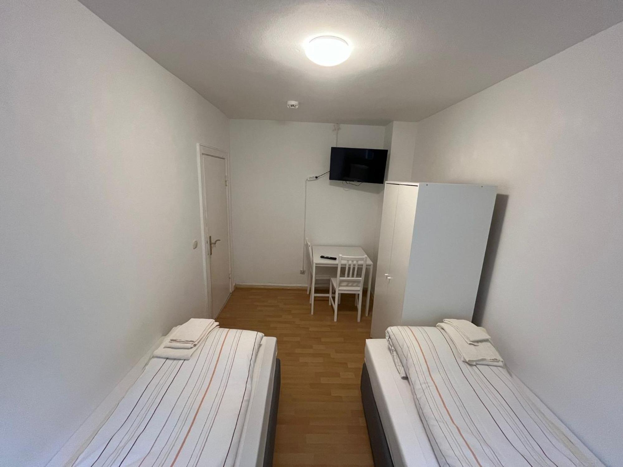 Apartment Zentrale - Optimal Fuer Kurz- Oder Langzeitaufenthalte Neumuenster